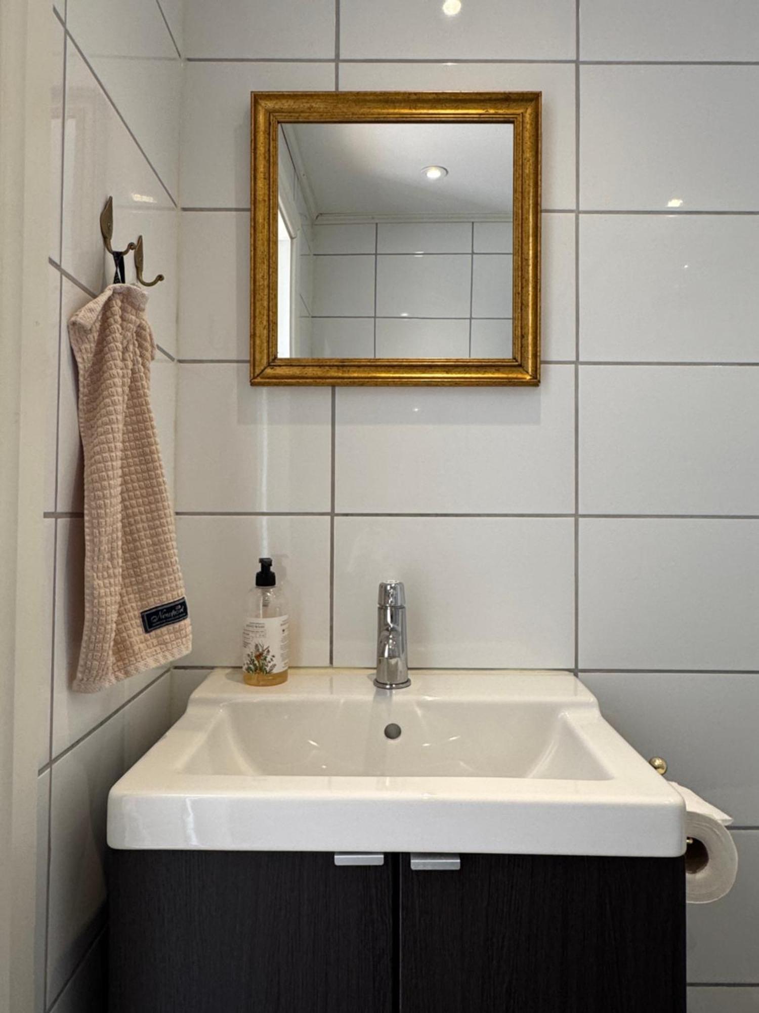 Kvarnviks Gard Close To Sea & Charming Country Bauernhof Klagstorp